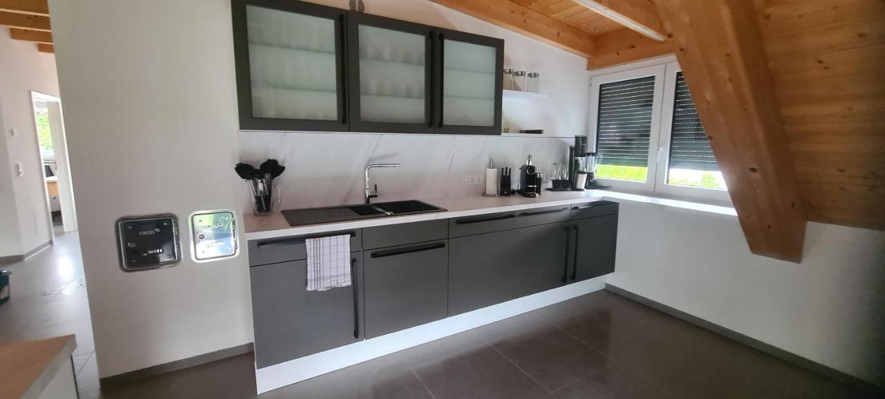 Burgthann Moderne Ferienunterkunft/Wohnung מראה חיצוני תמונה