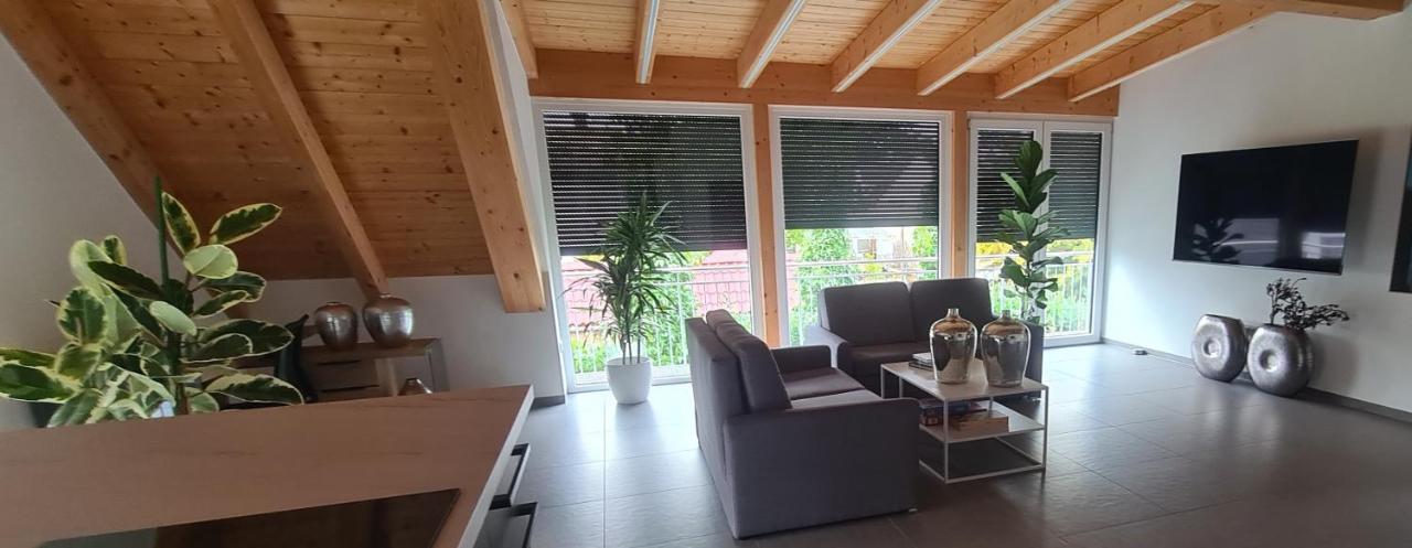 Burgthann Moderne Ferienunterkunft/Wohnung מראה חיצוני תמונה